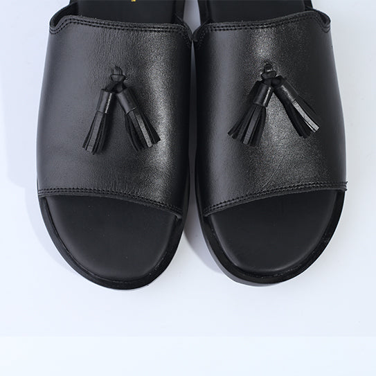 Commute Black Sleeper