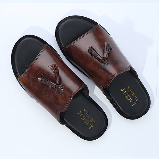 Commute Brown Sleeper