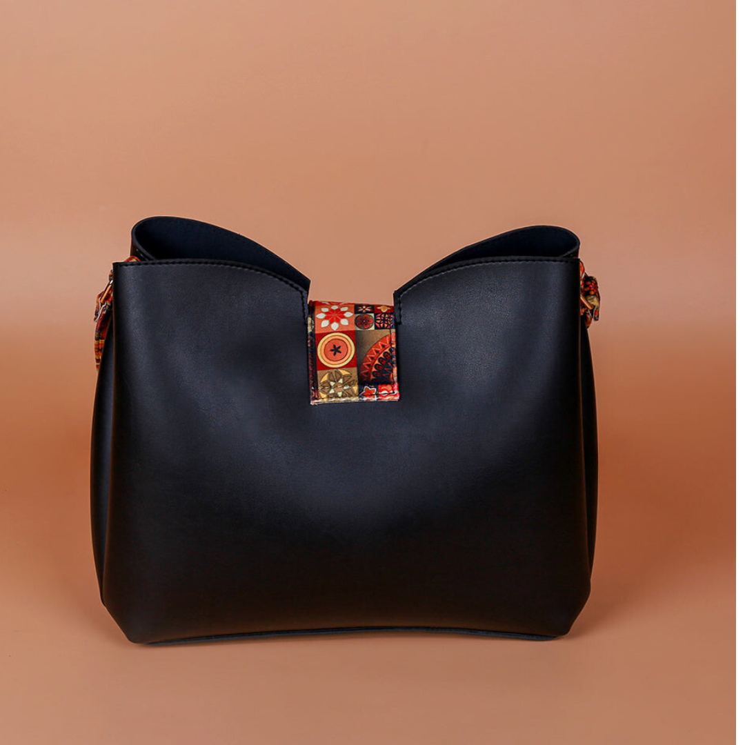 Ease Black Bag